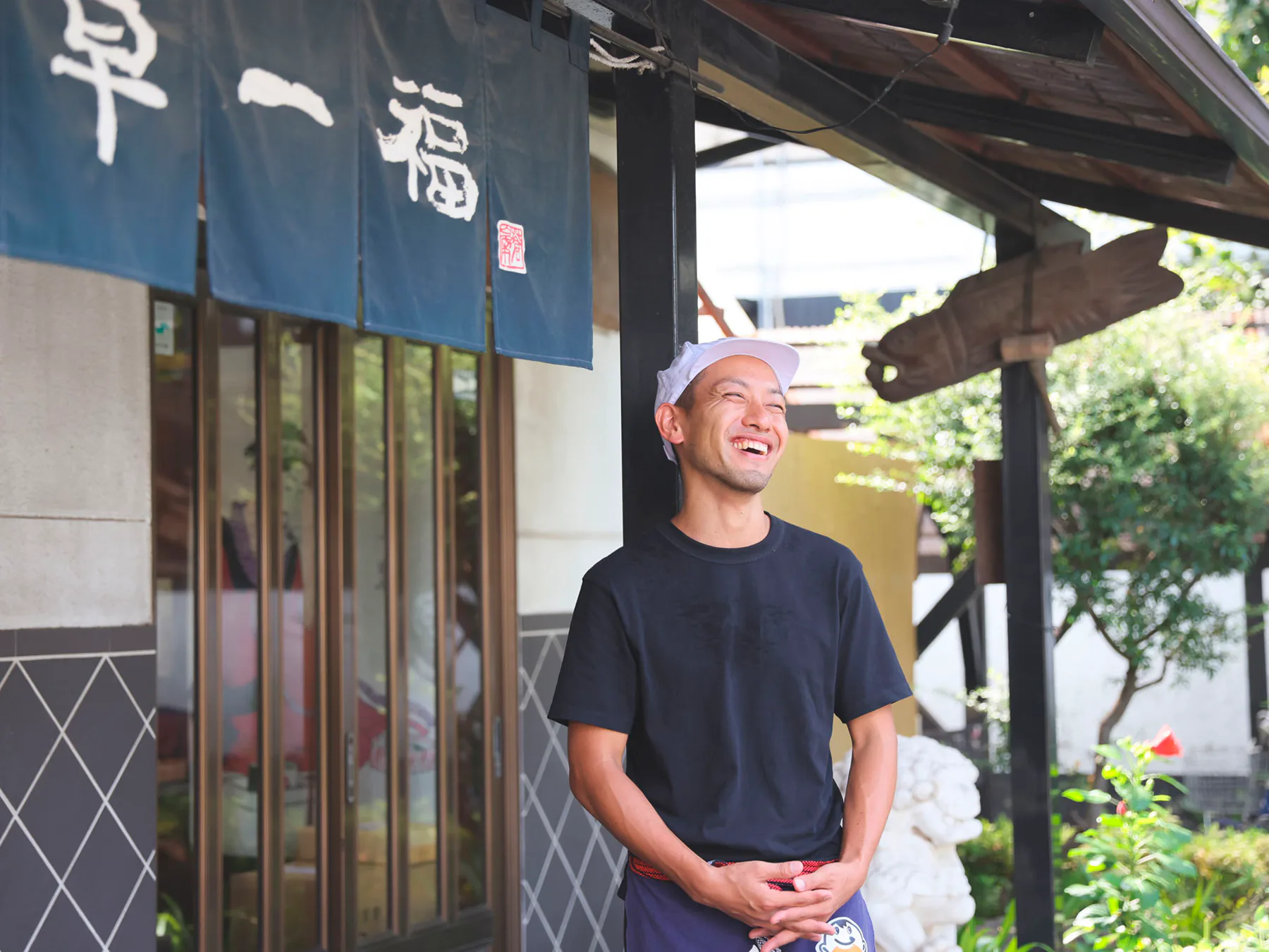 余白があるからこそ、時代やまちと混ざりあうことができる
〜 草加煎餅丸草一福 高橋元一さん 〜