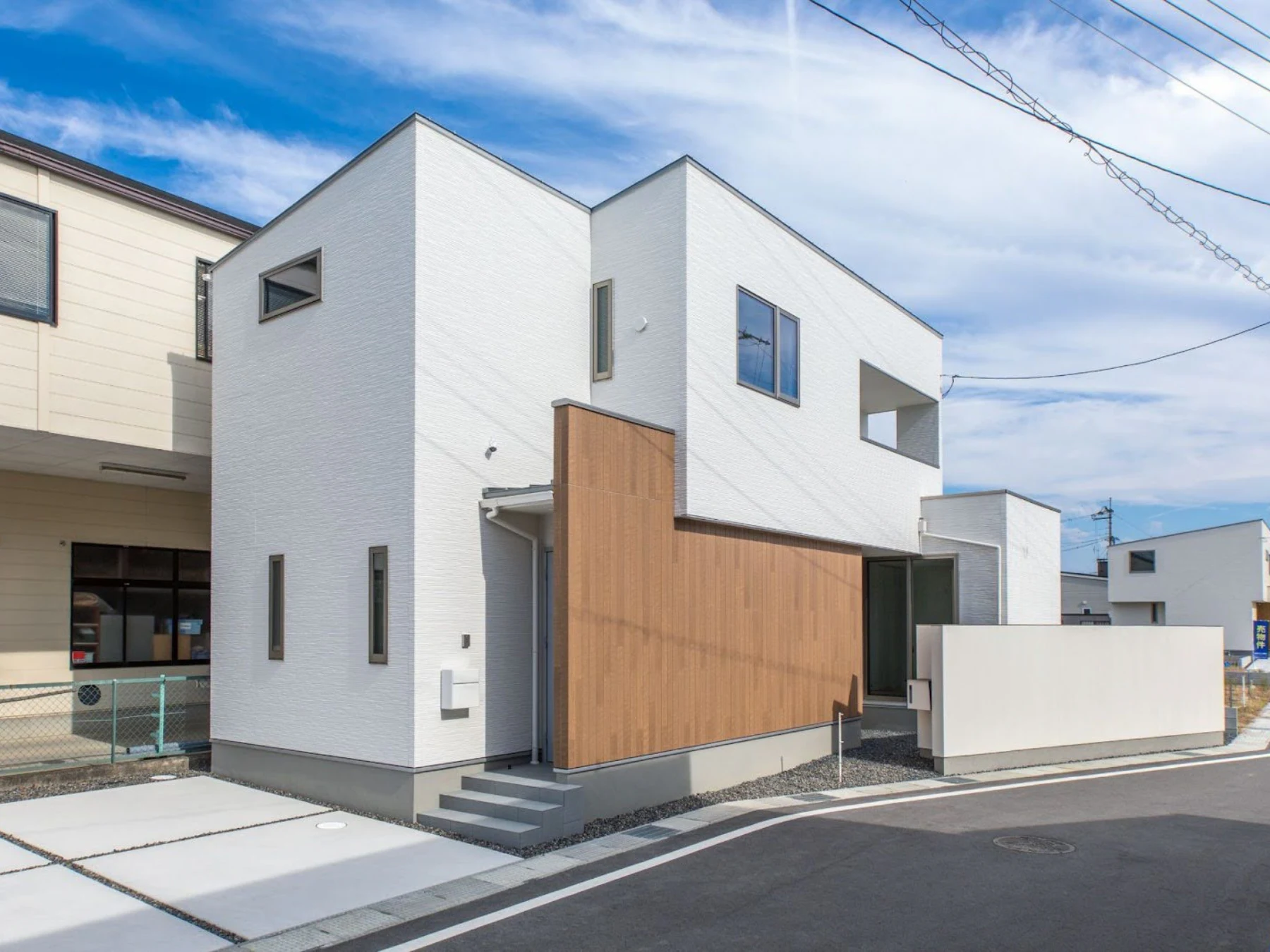 SHIROのおしゃれな外観の建売住宅施工事例3選