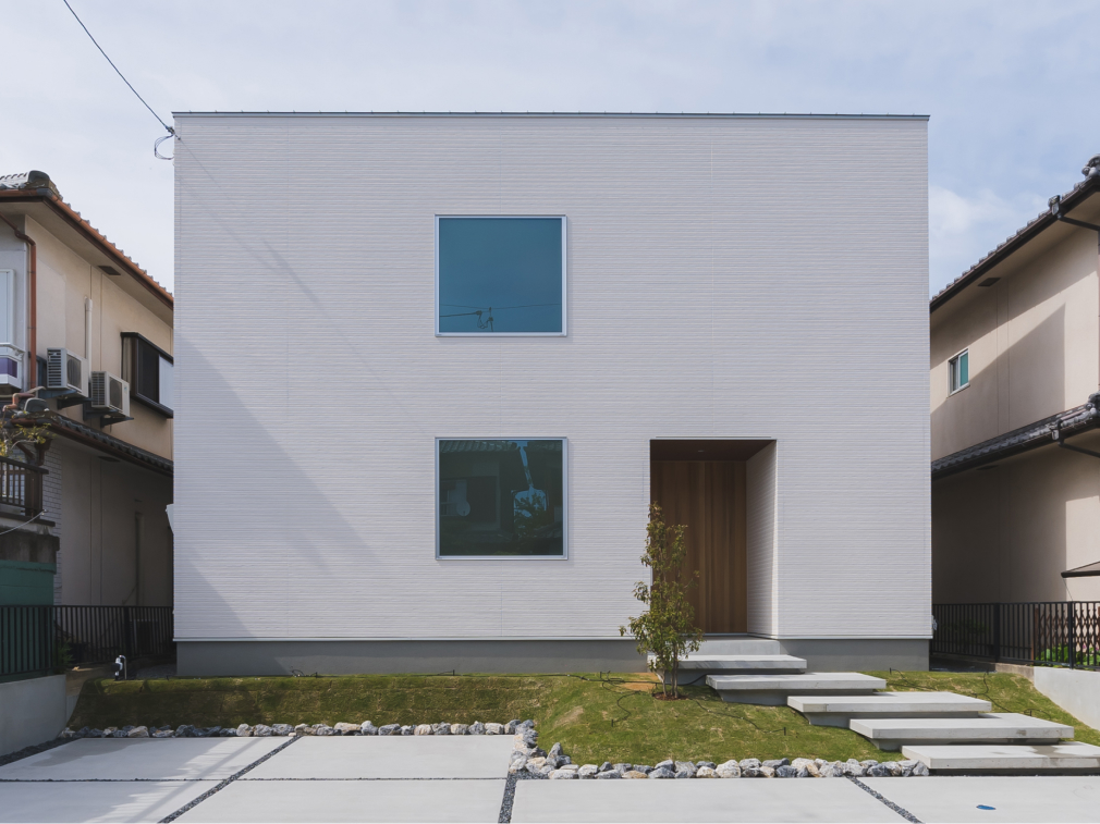 草津市野路町の家