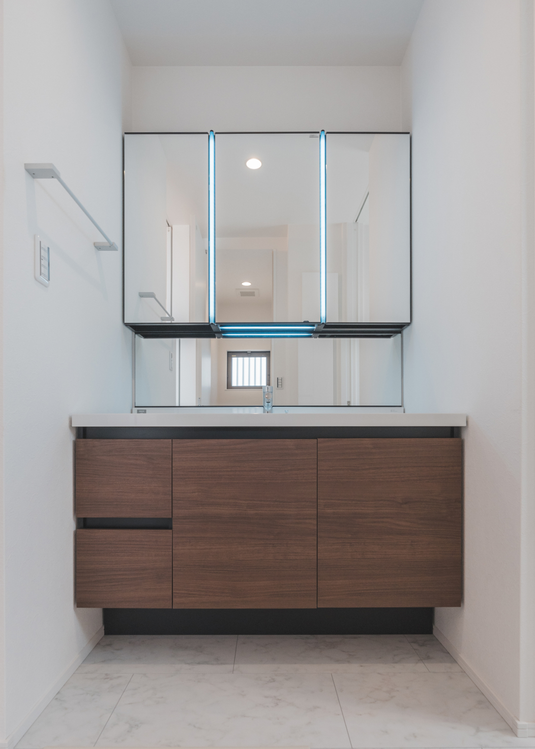 大津市本宮2丁目の家