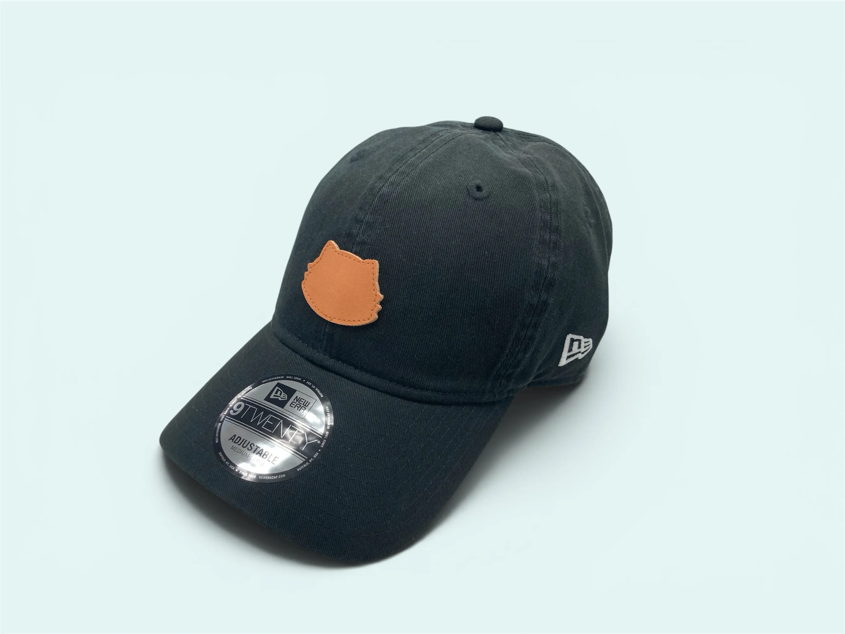 NEW ERA 920 BLACK レザーはんニャリン