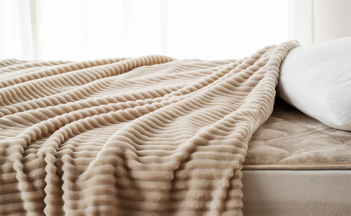 img_cover-and-blanket_03.jpg