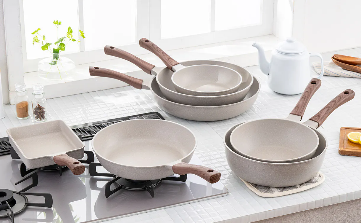 cainz_frying_pan_img_01_02_1220x752.jpg