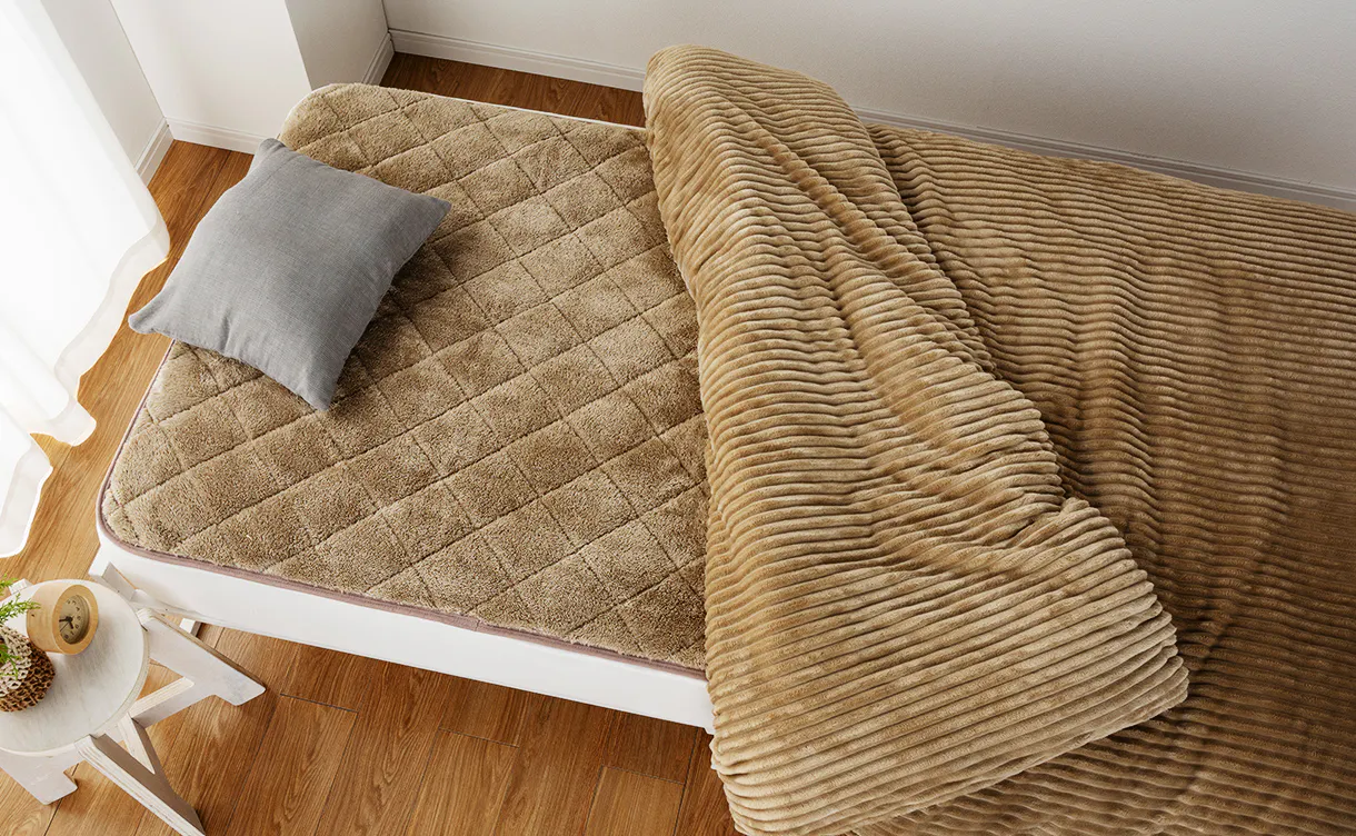 img_cover-and-blanket_02.jpg