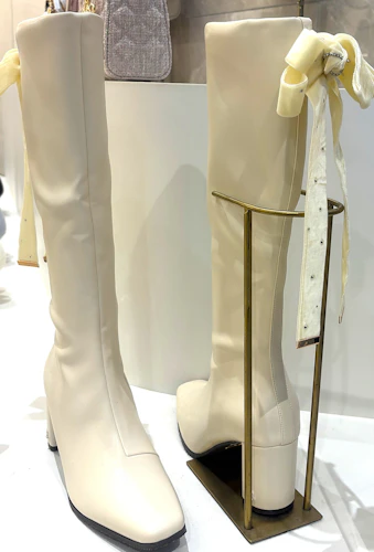 【Holiday Collection】晴雨兼用 2WAY ビジューベロアリボンロングブーツ