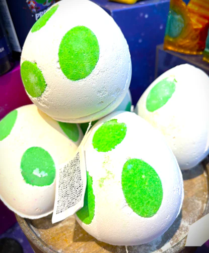 『ヨッシーのタマゴ バスボム(数量限定)』