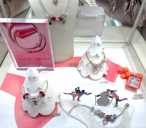 切な人へ、愛を込めたジュエリーを