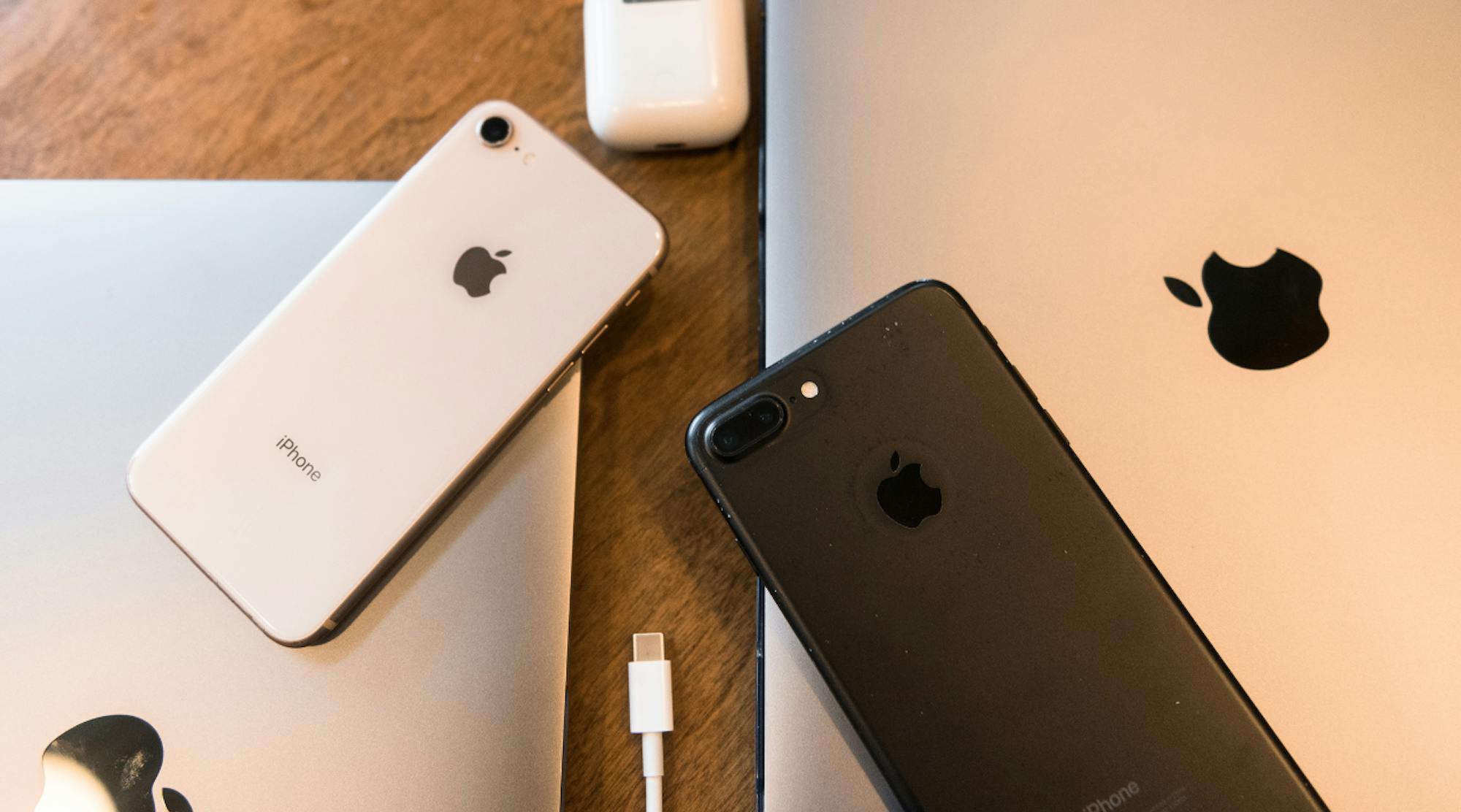 電源落ちを繰り返すiPhoneは直せる!?原因と対処方法について徹底解説