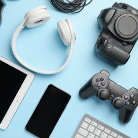 【デバイスとは?】スマホにおけるデバイスの意味や関連用語をわかりやすく解説!