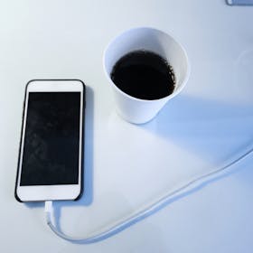 【充電できない!】アイフォンが復活する6つの対処法