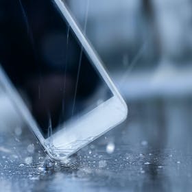 iPhoneが壊れた!画面が割れた!すぐに修理ができない時の対処法