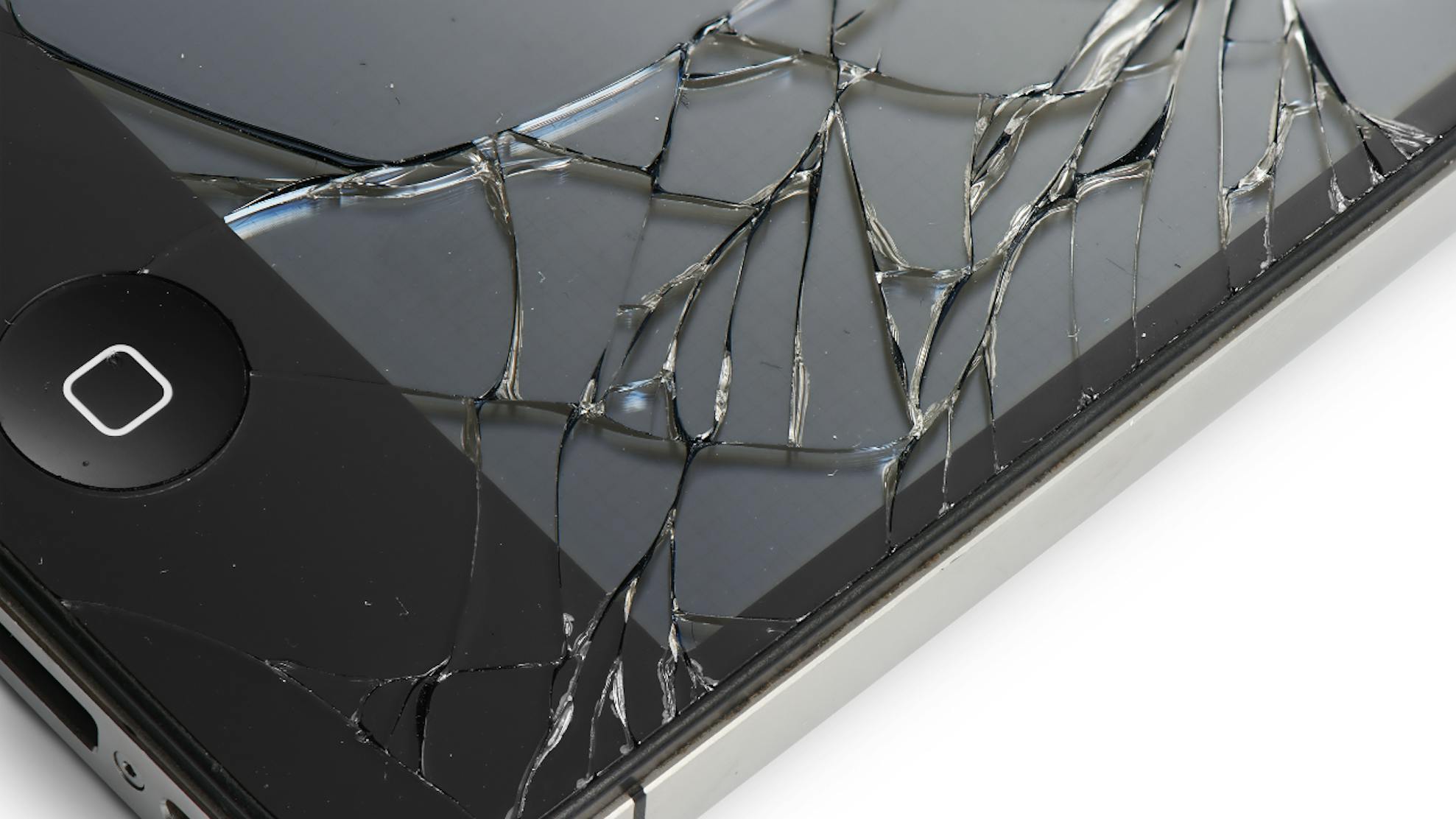 ホームボタンが壊れたiPhoneでも下取りや買取をしてもらえるの？故障した時の事例や対処法も解説