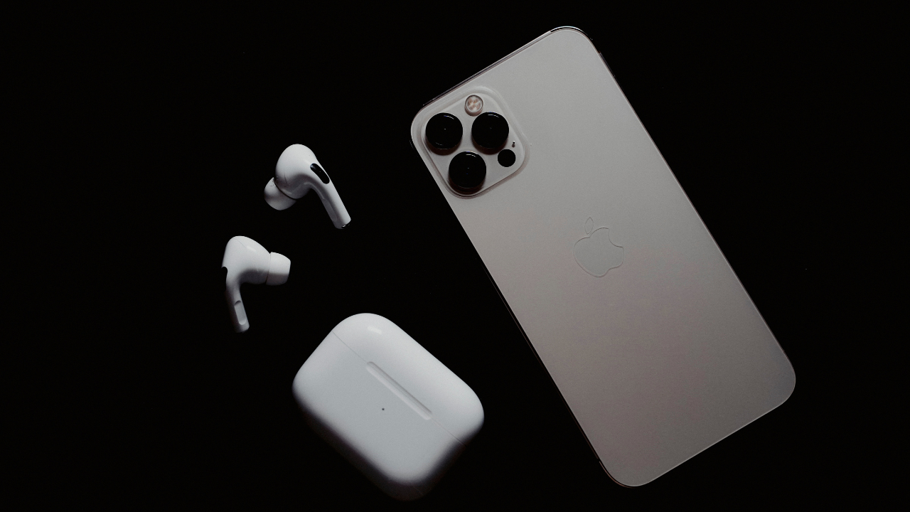 iPhone16e 本体 iPhone 16eを購入 - Apple（日本）