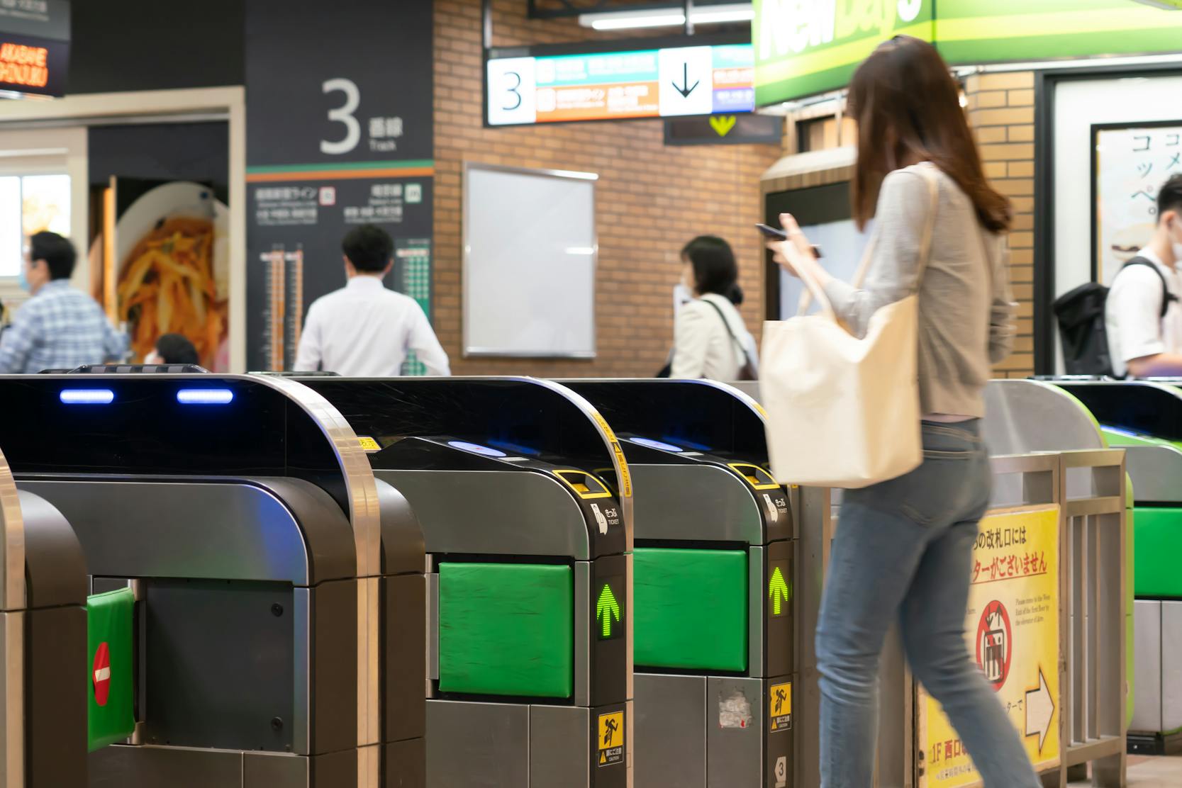 iPhoneのモバイルSuicaの作り方とは？設定できない原因と対処方法も解説