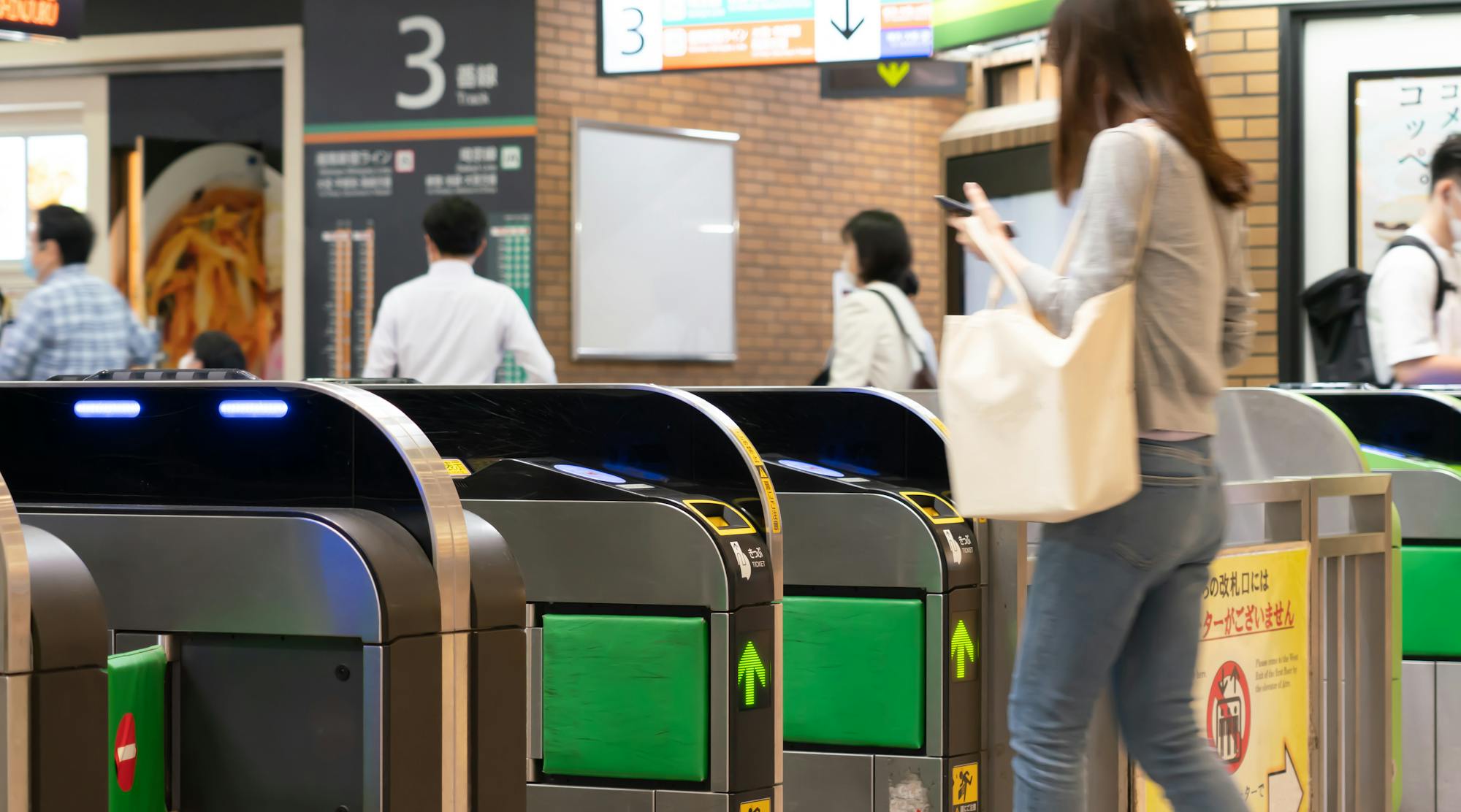 iPhoneのモバイルSuicaの作り方とは?設定できない原因と対処方法も解説