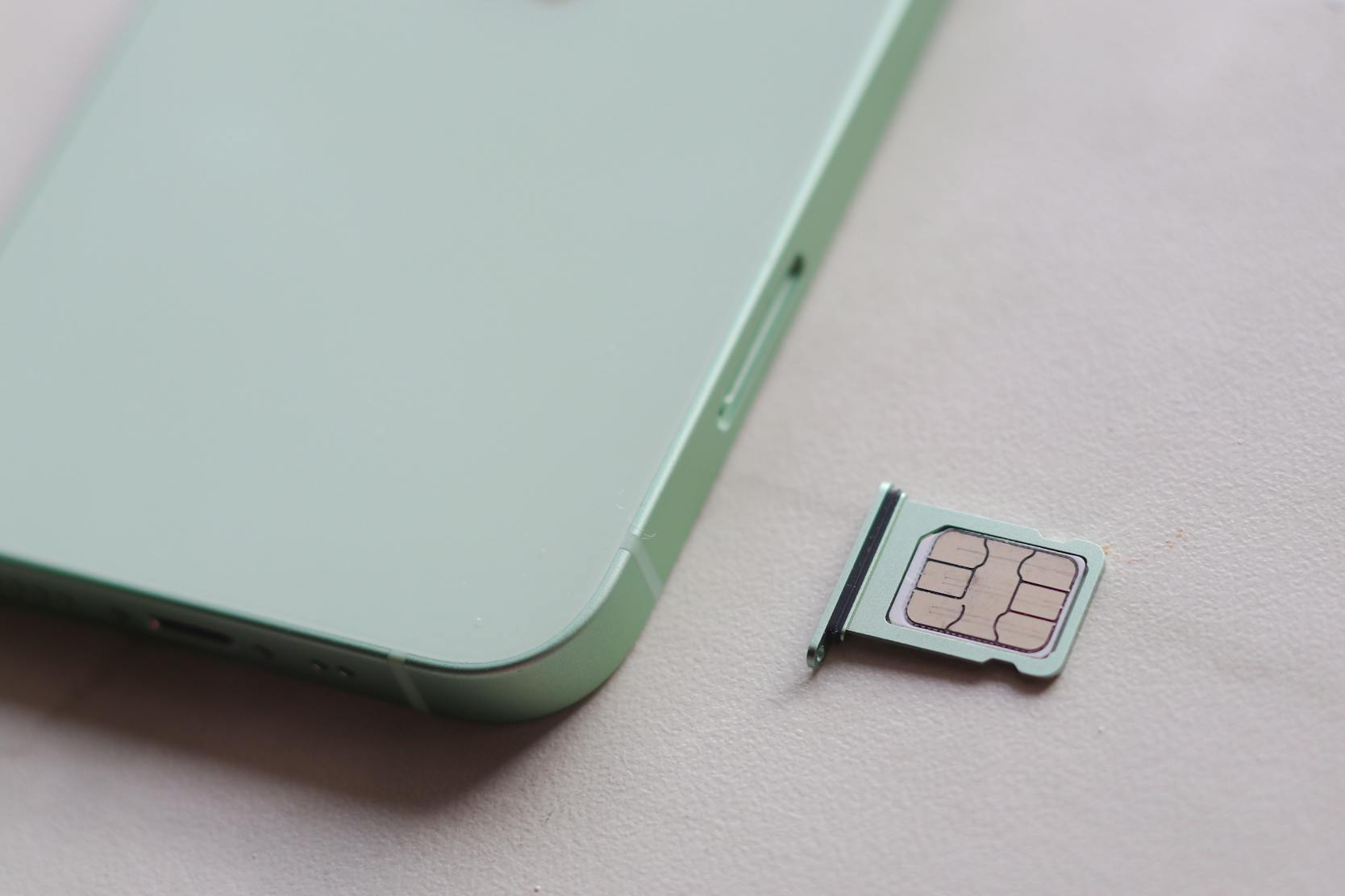 LINEMO（ラインモ）の「ミニプラン」を徹底分析！「スマホプラン」との比較も解説！