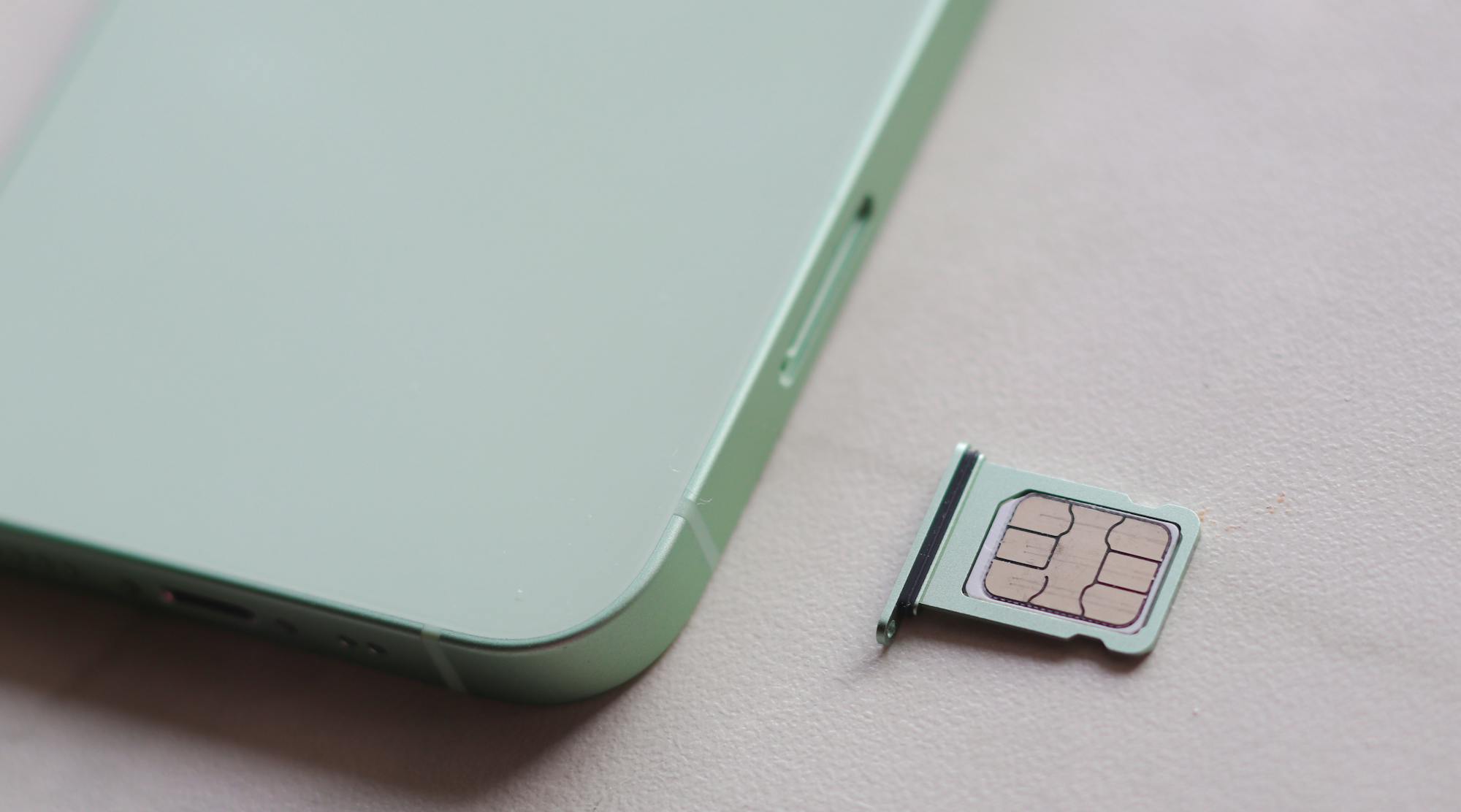 LINEMO(ラインモ)の「ミニプラン」を徹底分析!「スマホプラン」との比較も解説!