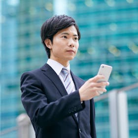 法人スマホの買取を安全に行う方法とは?業者選定のポイントと買取の流れを解説