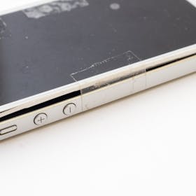 危険!iPhoneの膨張はバッテリー劣化のサイン!発火する可能性も?適切な処分方法をご紹介します