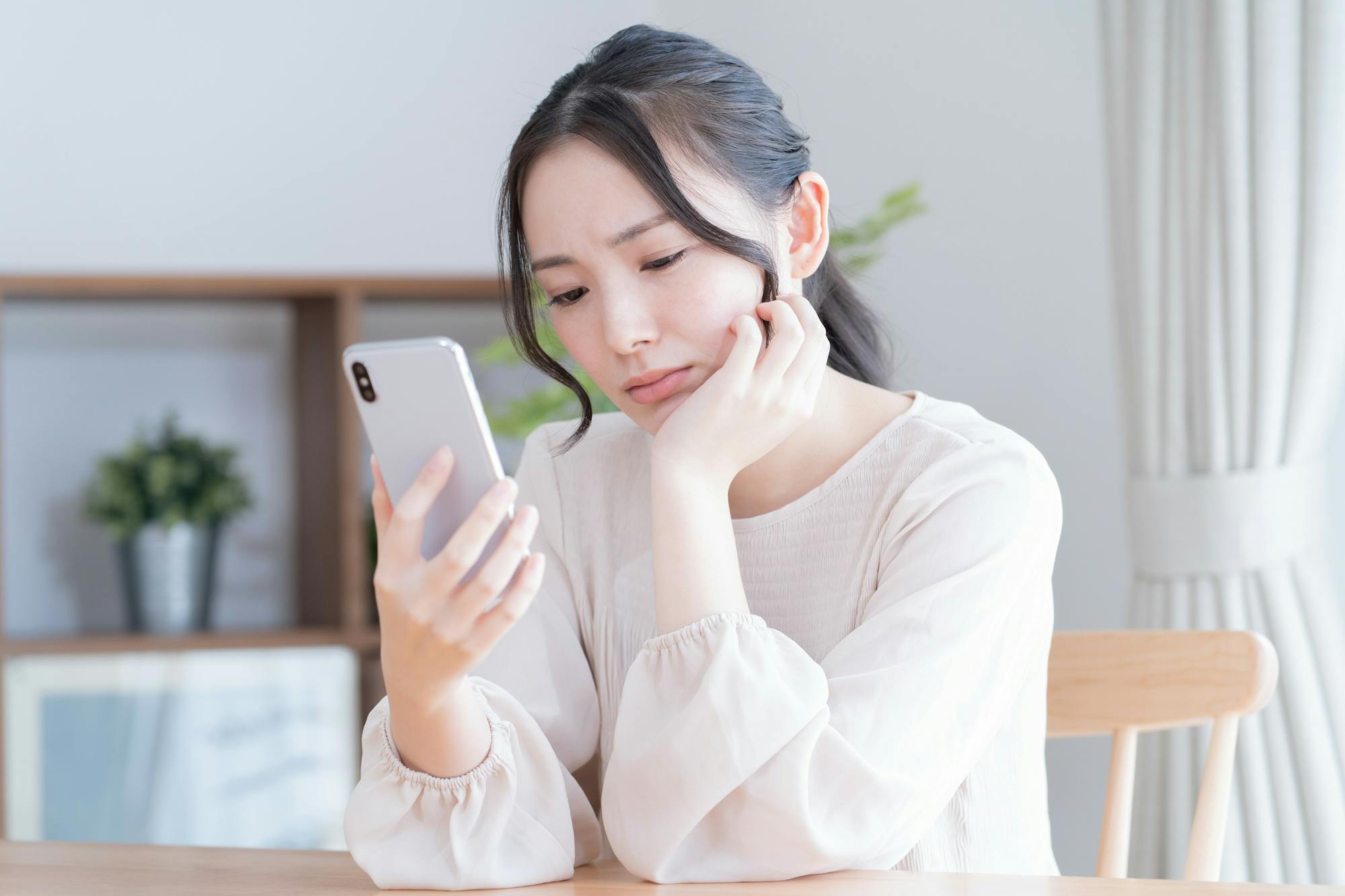 ノークレーム・ノーリターンでスマホを売るには？壊れたスマホを売るならどこがおすすめ？