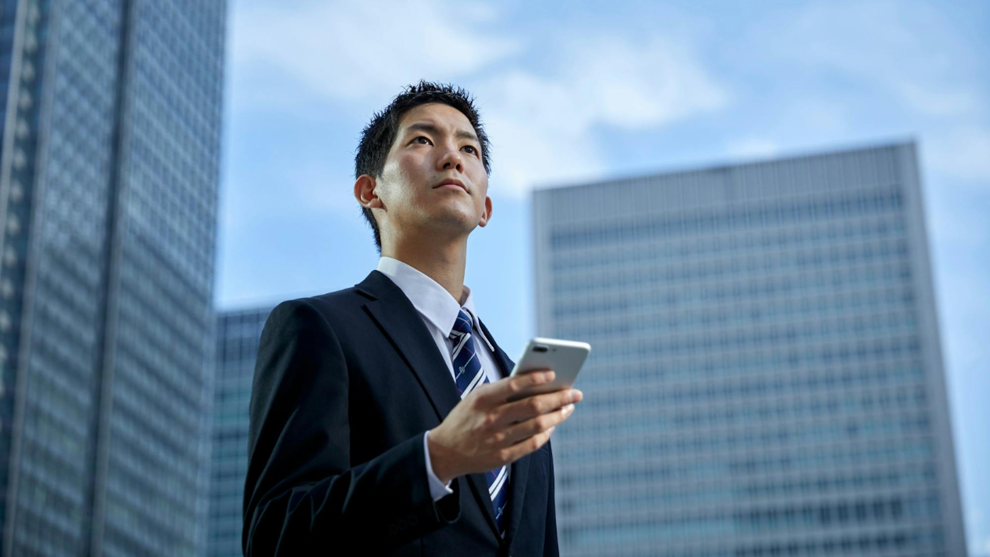 法人スマホ導入のメリット・デメリット総まとめ!失敗しない契約先と運用時の注意点