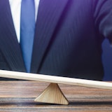 LINEMO(ラインモ)とワイモバイル|どっちがお得?