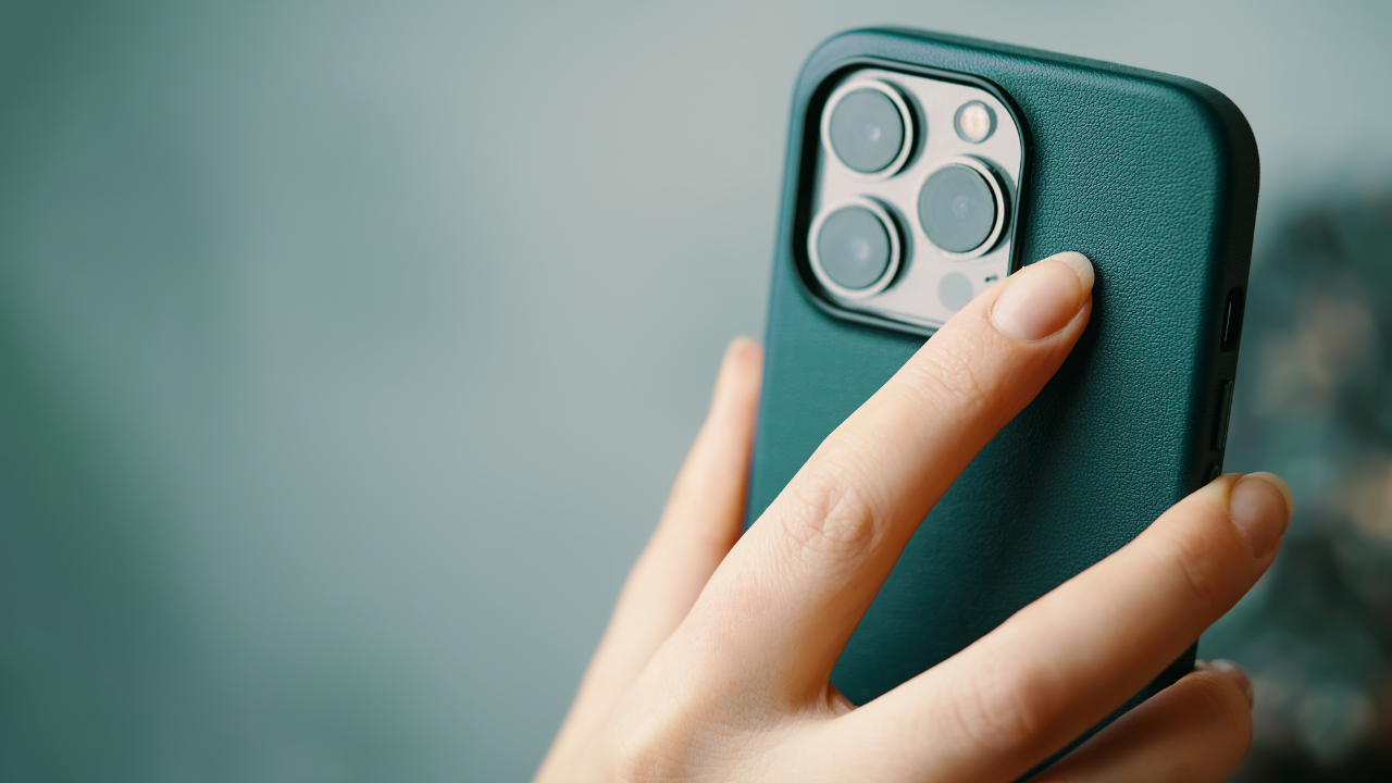 電源落ちを繰り返すiPhoneは直せる!?原因と対処方法について徹底解説