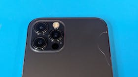 バックパネルガラス割れのiPhone 12 Pro 128GBを買取させていただきました！