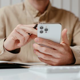 iPhoneの常時表示ディスプレイをオフにする方法|設定オフにする5つのメリット