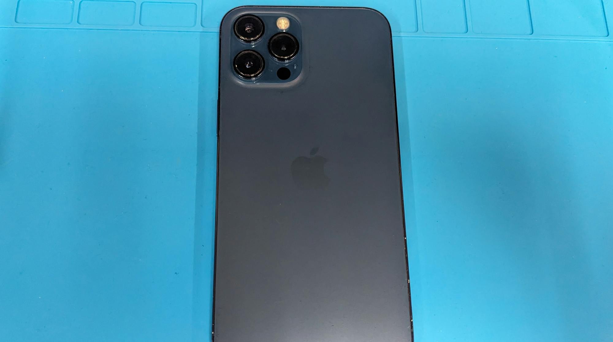 ライトニングコネクタ不良のiPhone 12 Pro Max 128GBを買取させていただきました!