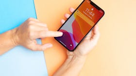 iPhone 16eの発売日とは？特徴とiPhone SE3との違いを解説！