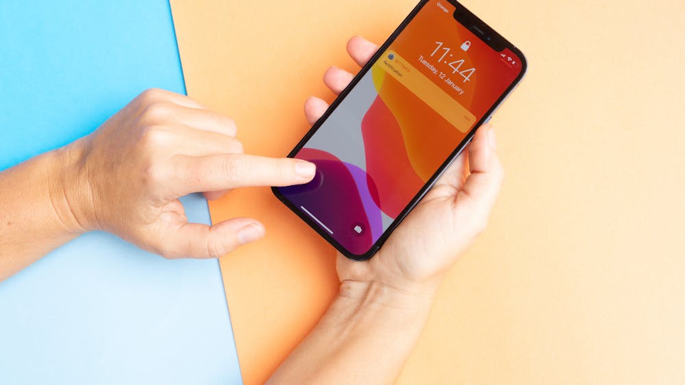 iPhone 16eの発売日とは?特徴とiPhone SE3との違いを解説!