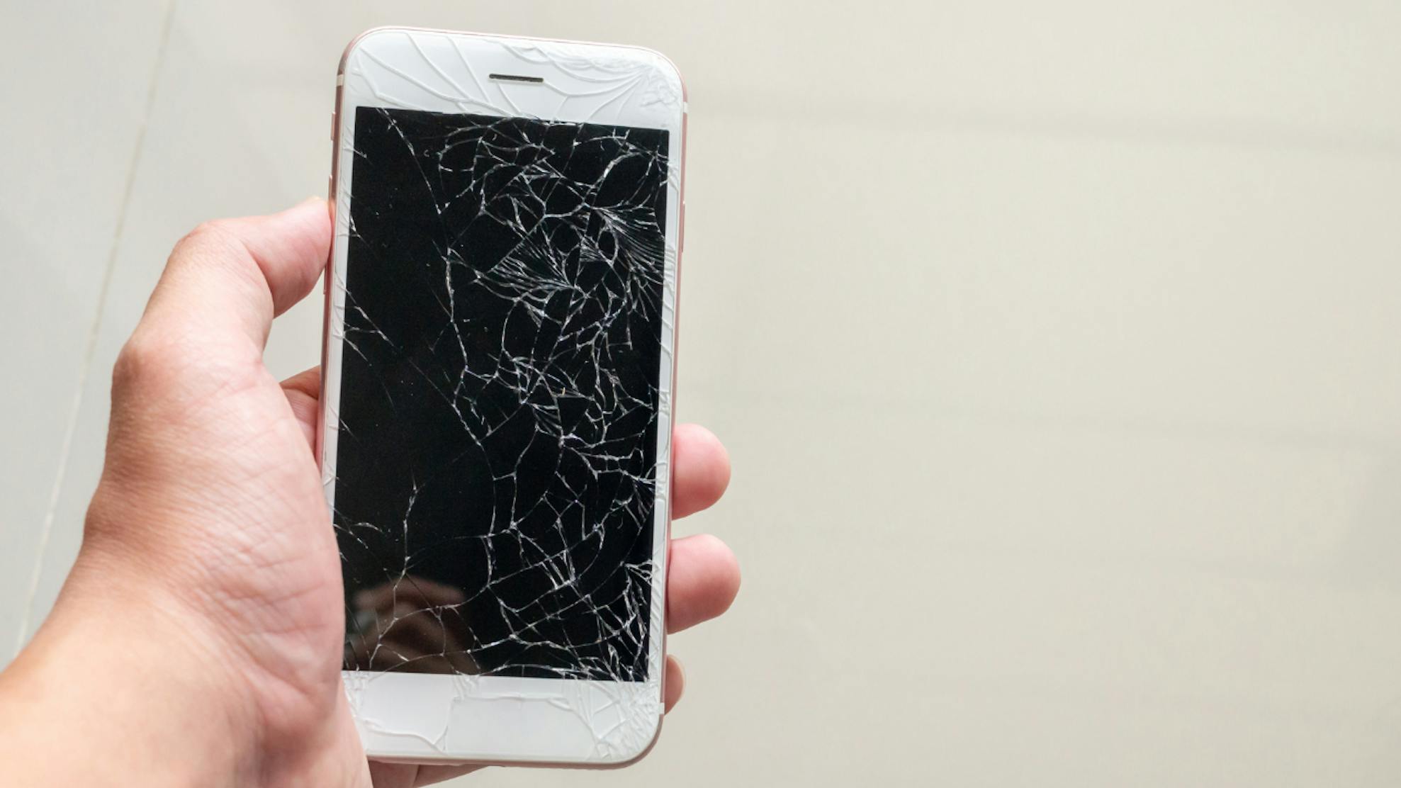 iPhoneのジャンク品とは？買取に出す際の注意点をわかりやすく解説