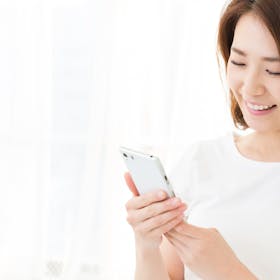 古いスマホや携帯電話の正しい処分方法は?家電量販店での捨て方を紹介