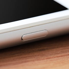 iPhoneの電源が入らない原因は?!対処法6選や処分方法も紹介!