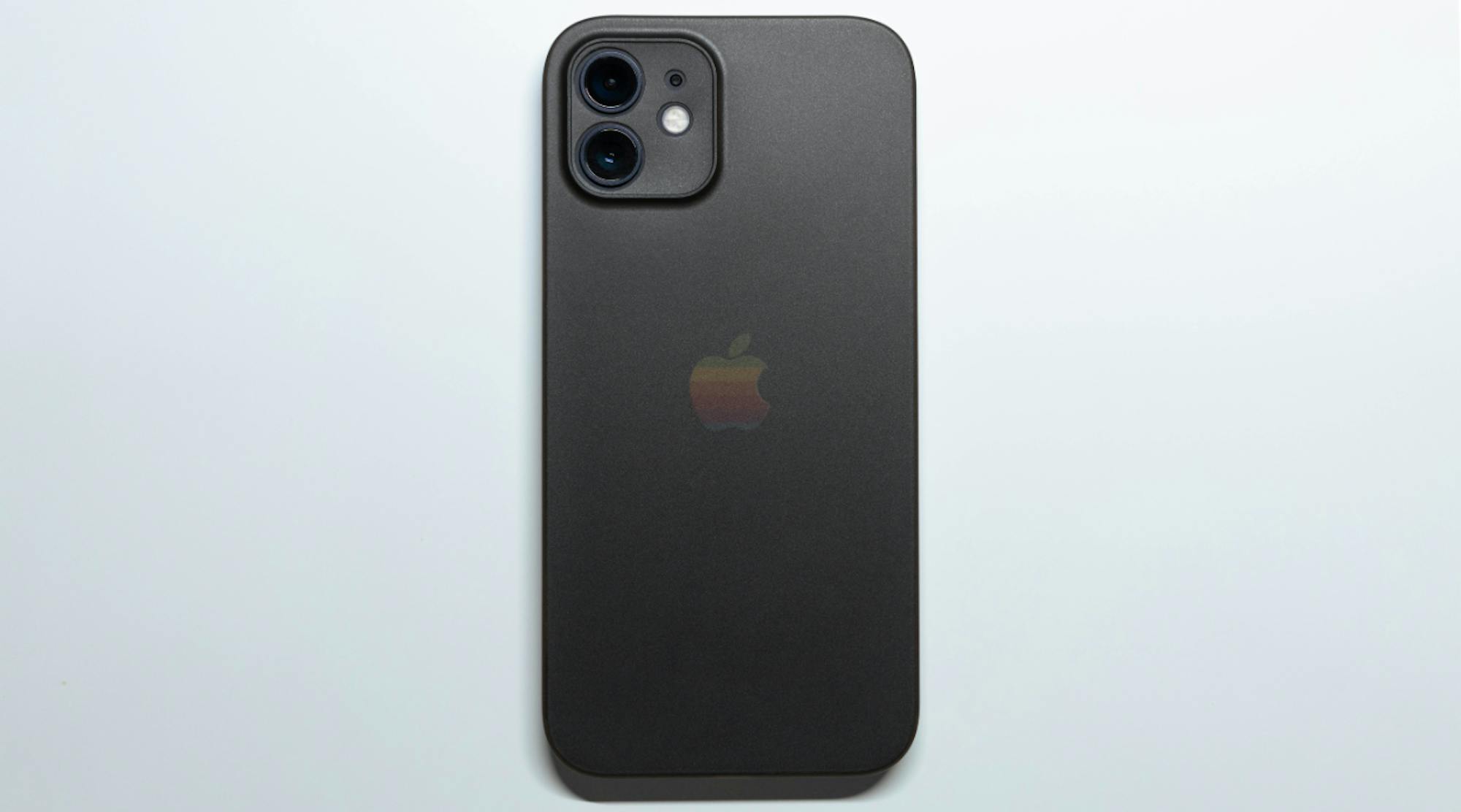 iPhone16eとiPhone16の違いを徹底比較!どっちを買うべき?