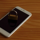 【iPhoneは使用できません】って何!?表示された理由や対処方法を解説