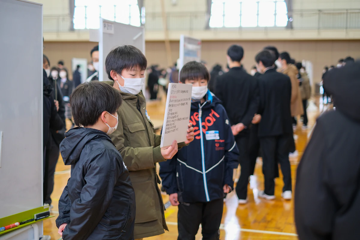中高生の学会「サイエンスキャッスル」で小学生が研究発表！