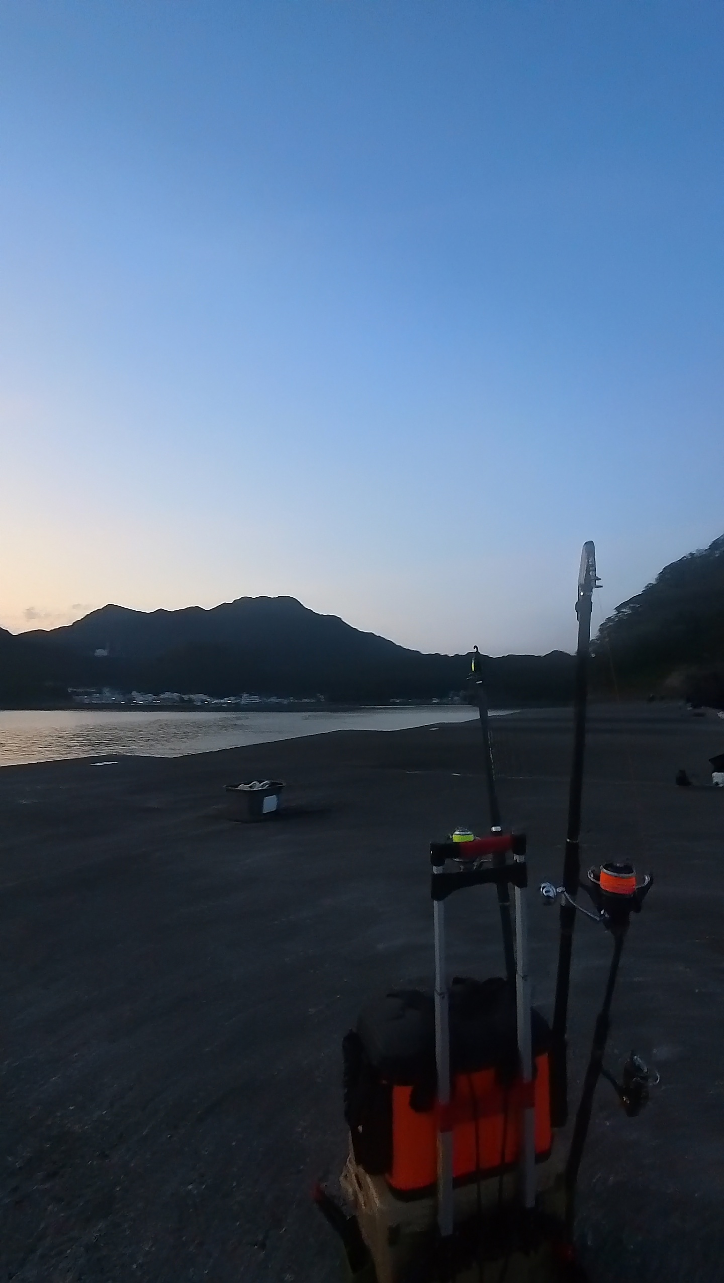 もう日が昇ってきた～