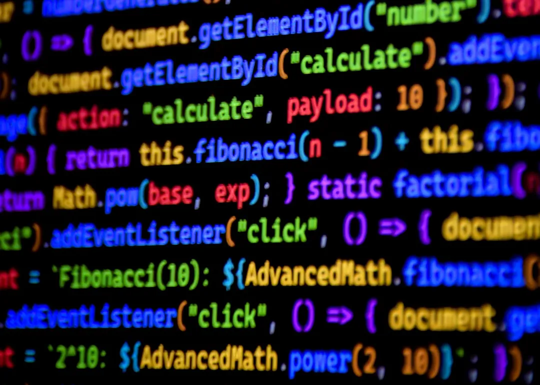AnthropicとOpenAIの競争：AIソフトウェアエンジニアリングの最前線」width=