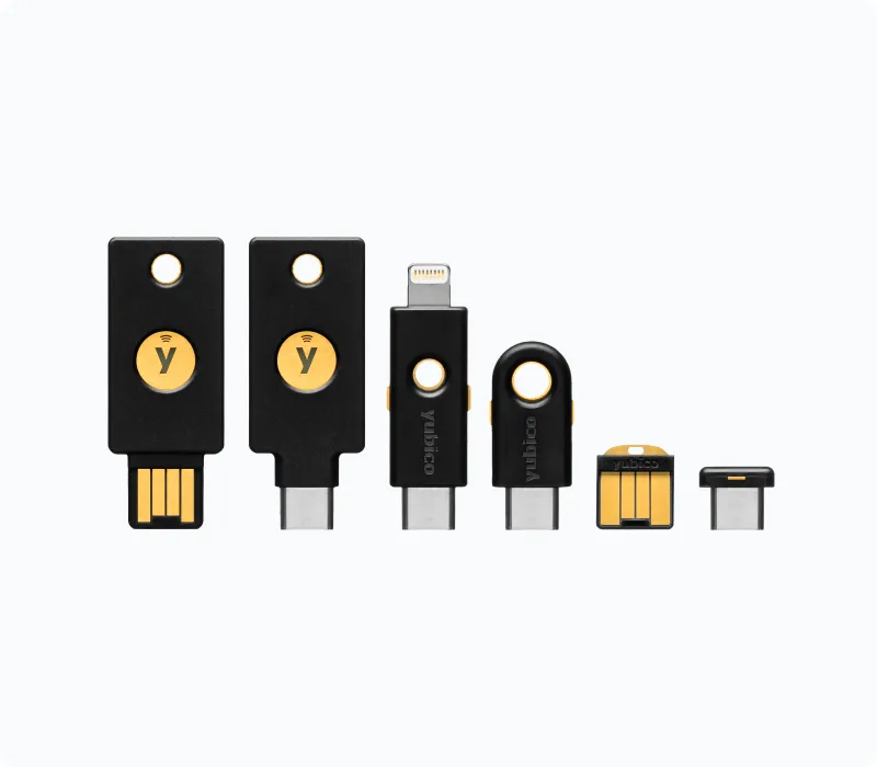 予備も含めて登録できるYubiKey 5シリーズのセキュリティキー