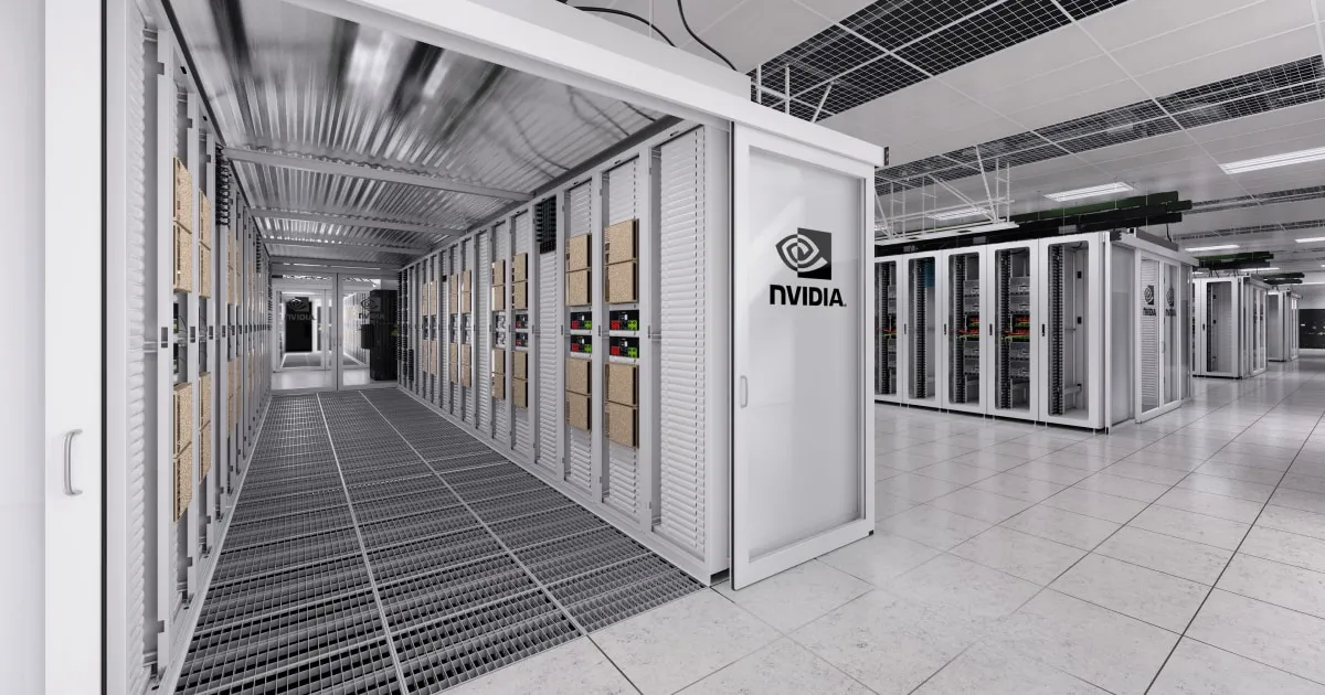 NVIDIA製サーバーラックが並ぶデータセンター内部。PORTS-PikeにはNVIDIA DSXプラットフォームが独占供給される