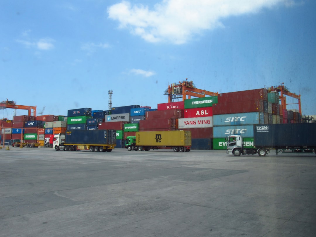 運輸・物流のAI活用事例20選|配送最適化・倉庫自動化・ドローン配送の最前線【2026年最新】