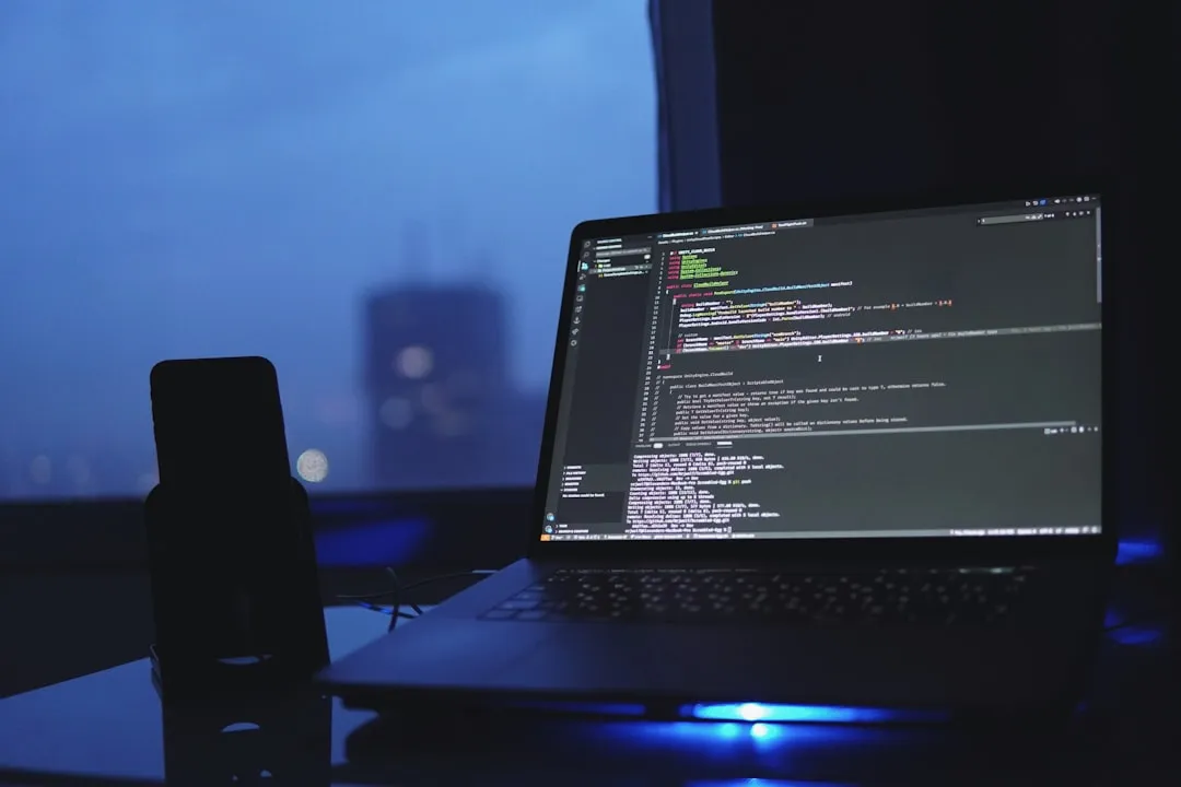 開発者がターミナルとダッシュボードでAPI設定を確認している様子