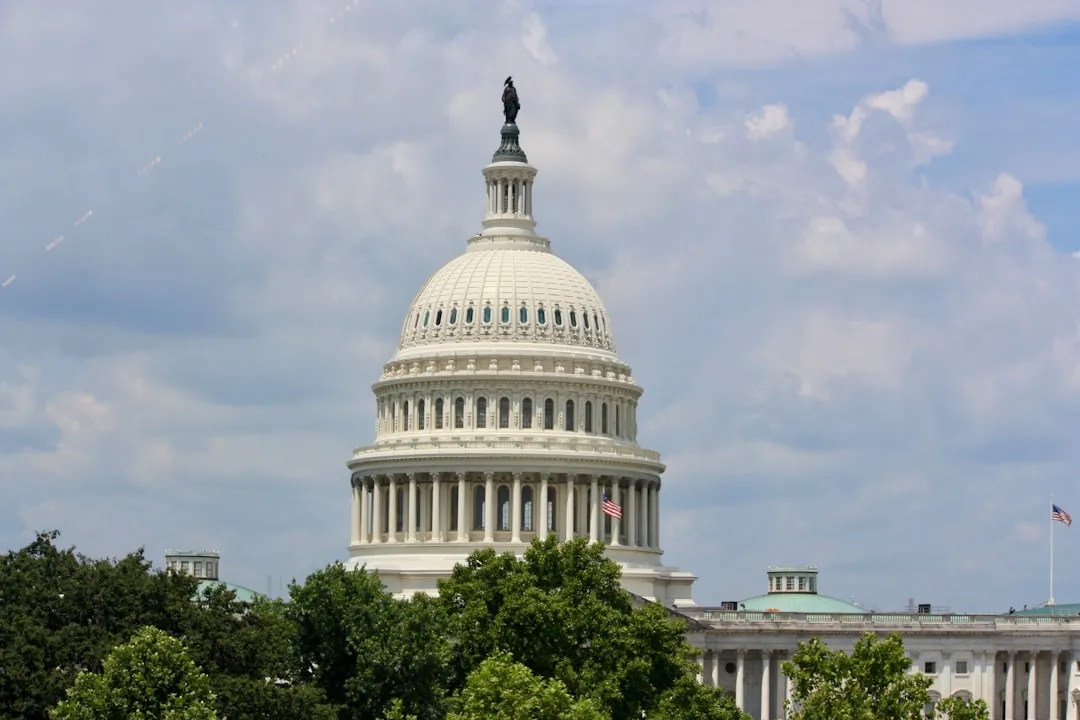 米国議会議事堂（Capitol Building）とAI大統領令の政策背景」