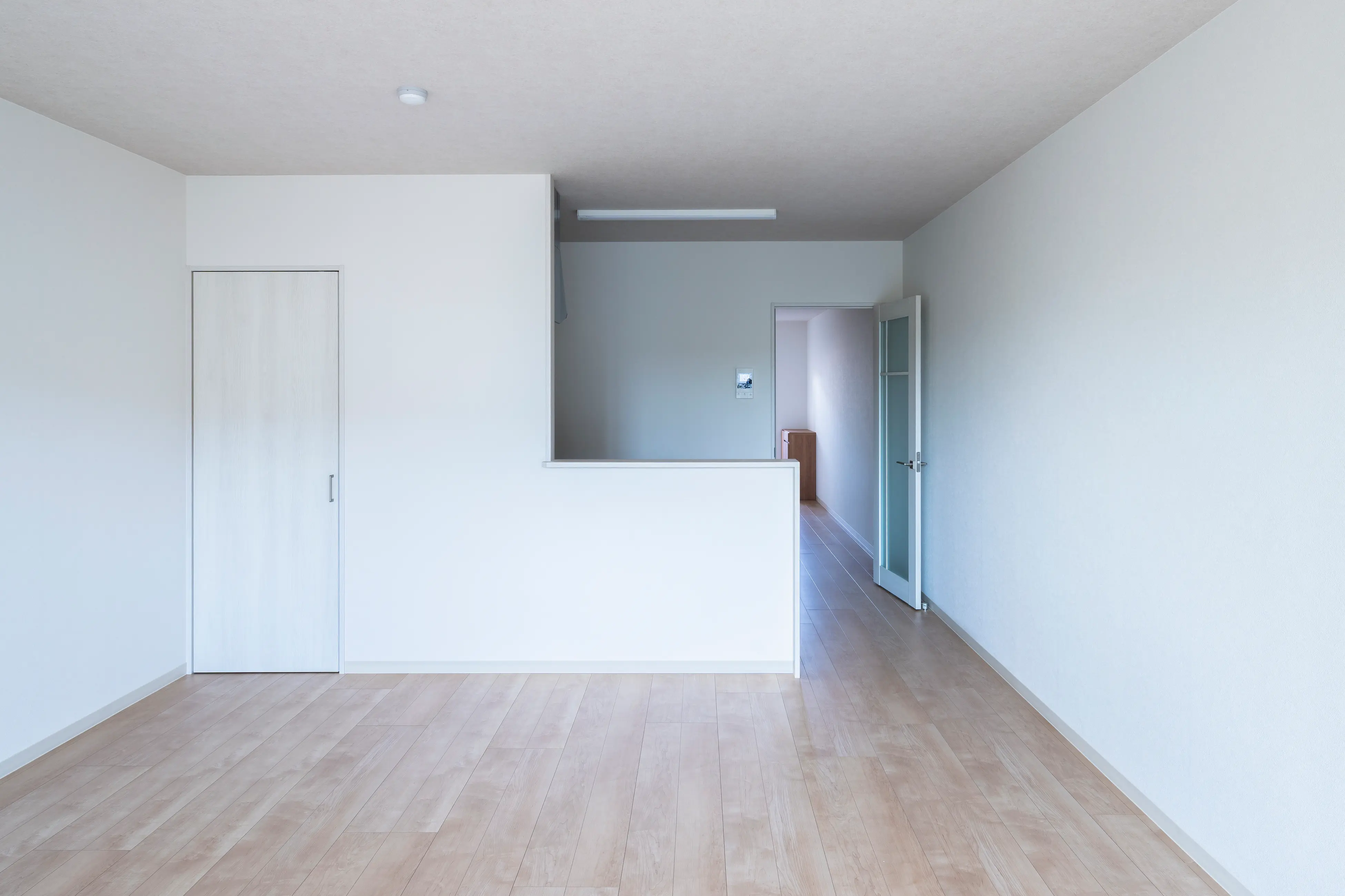 市川  共同住宅