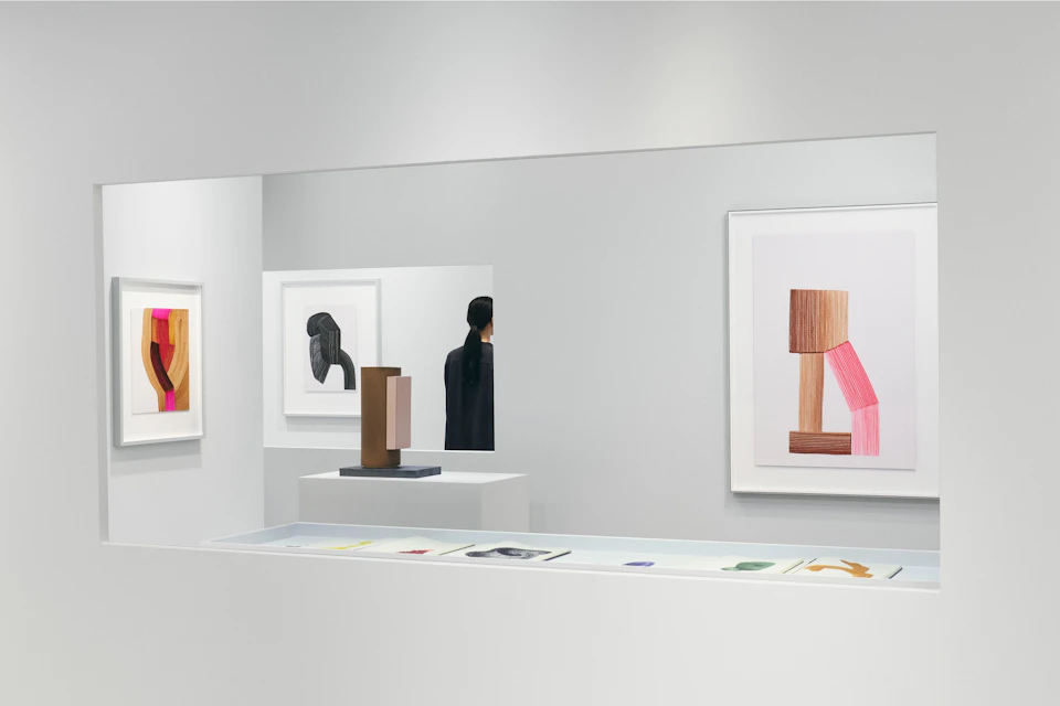 The hand remembers の画像