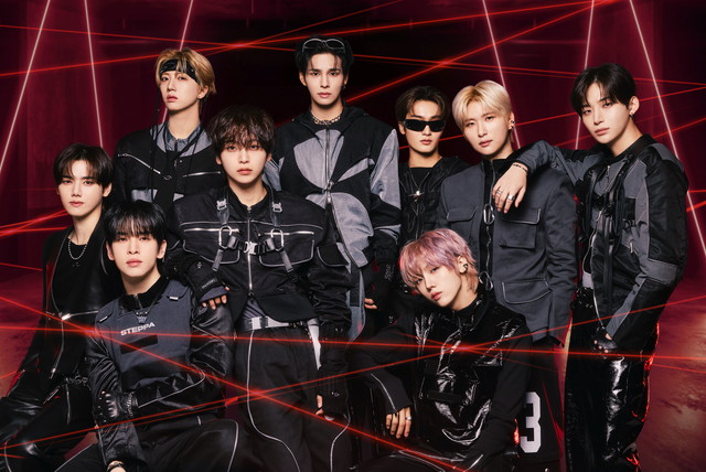 CRAVITY ソンミン　ハイタッチ　クレビ BLAST OUT 韓国のボーイズグループ・CRAVITYが「BLAST OUT」をリリース