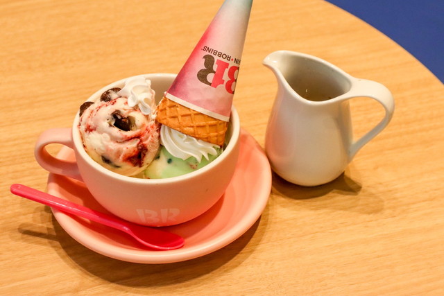 東海ではここだけ！アフォガートが食べられる「サーティワン アイス