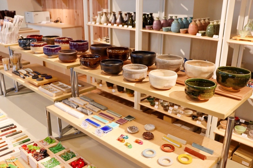 美濃焼のオリジナル食器店「とうしょう窯」名古屋初の路面店がオープン 